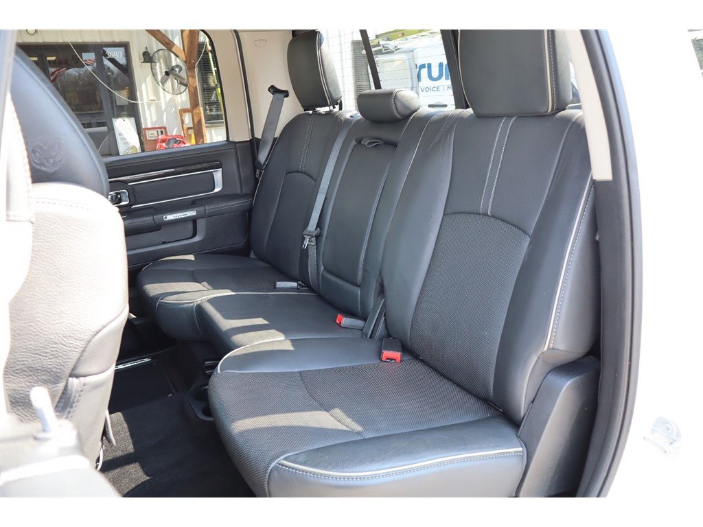 Used 2015 RAM 1500 Limited image 12