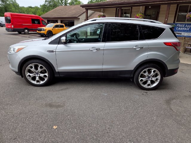 Used 2014 Ford Escape Titanium FWD image 3