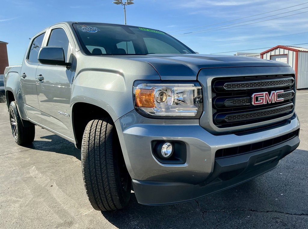 Used 2020 GMC Canyon SLE w/ Elevation Edition image 2