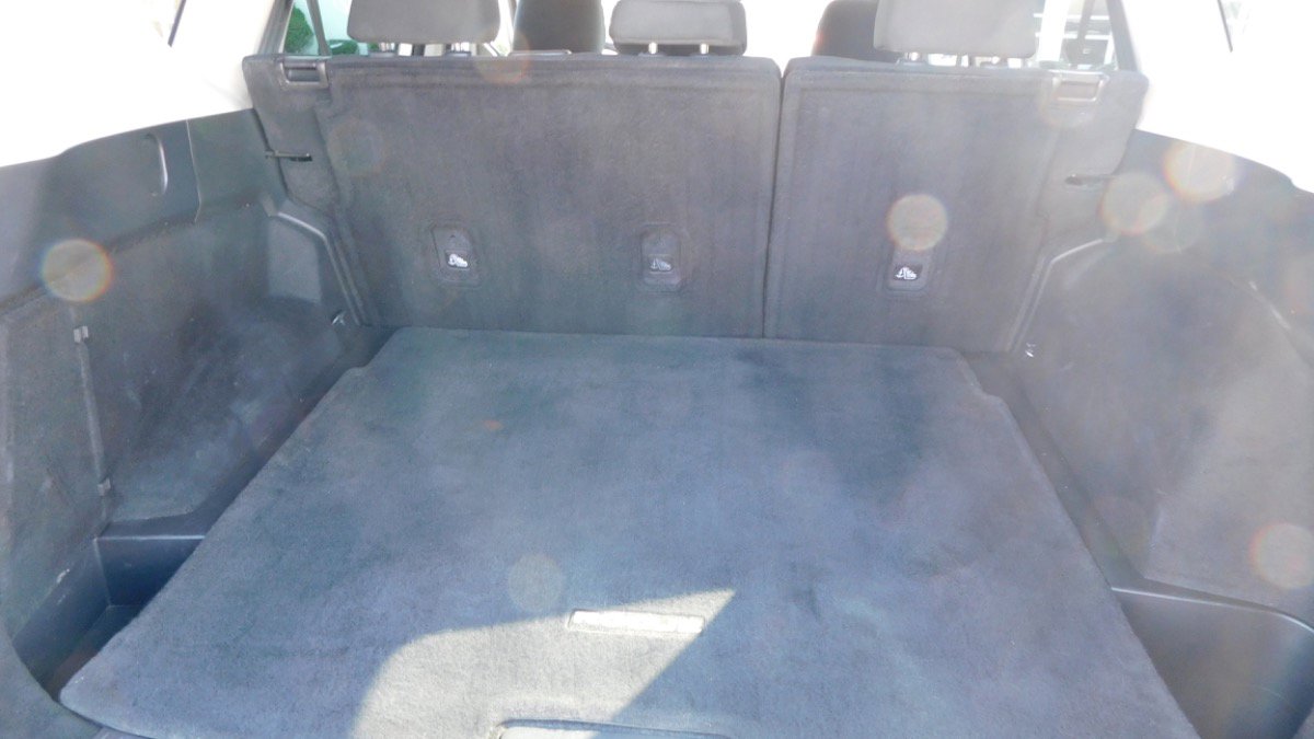 Used 2023 Nissan Rogue S image 25