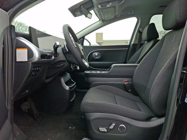 New 2026 Hyundai Ioniq 9 SE image 12