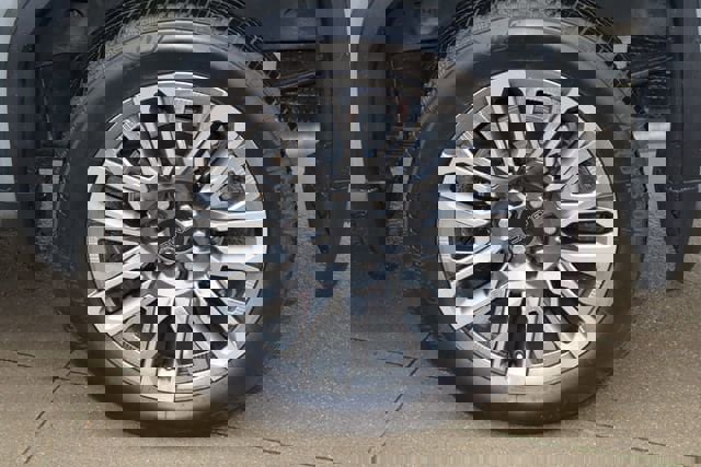 Certified 2024 GMC Sierra 1500 Denali Ultimate AWD/4WD image 31