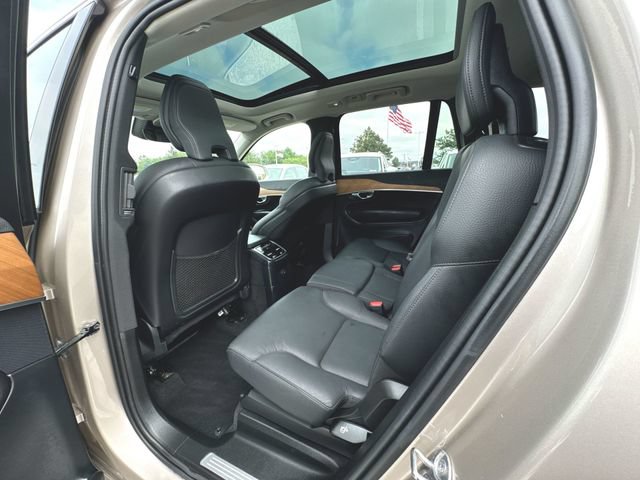 Used 2024 Volvo XC90 T8 Plus w/ Protection Package Premier AWD/4WD image 22