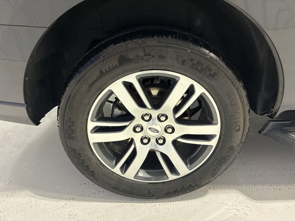 Used 2024 Ford Expedition Limited image 8