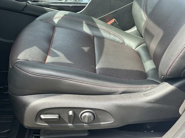Used 2021 Chevrolet Blazer RS w/ LPO, Floor Liner Package FWD image 16