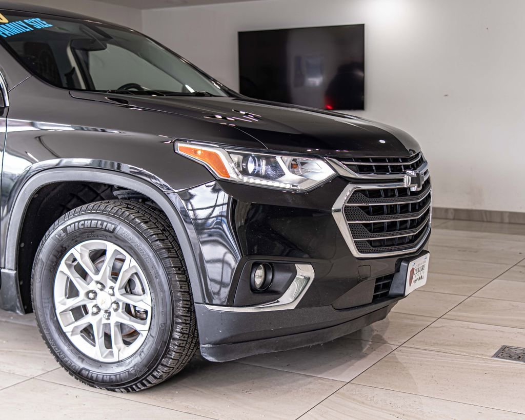 Used 2019 Chevrolet Traverse LT w/ LPO, Floor Liner Package image 3