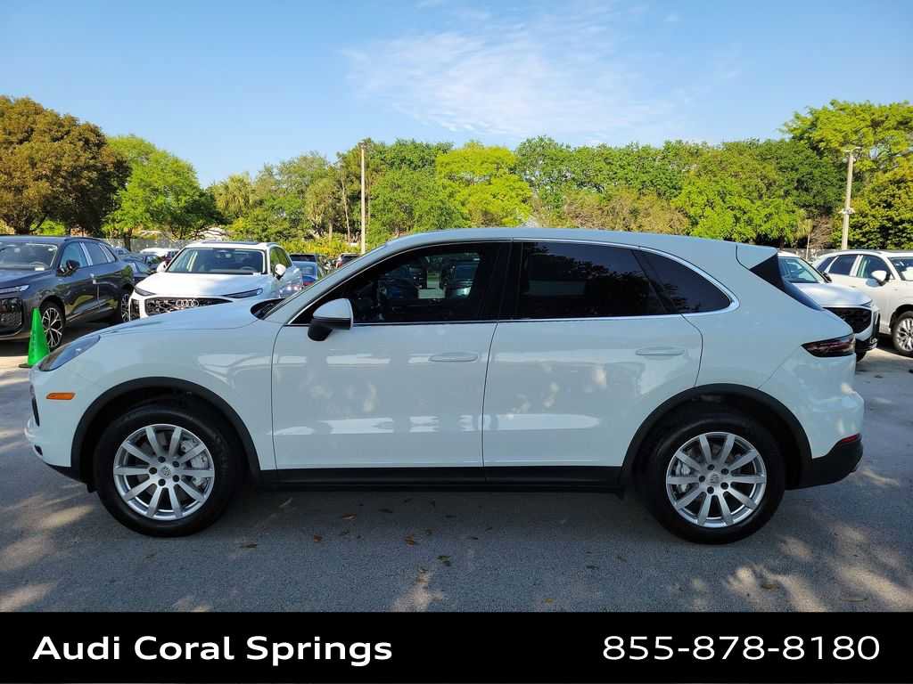 Used 2021 Porsche Cayenne image 11