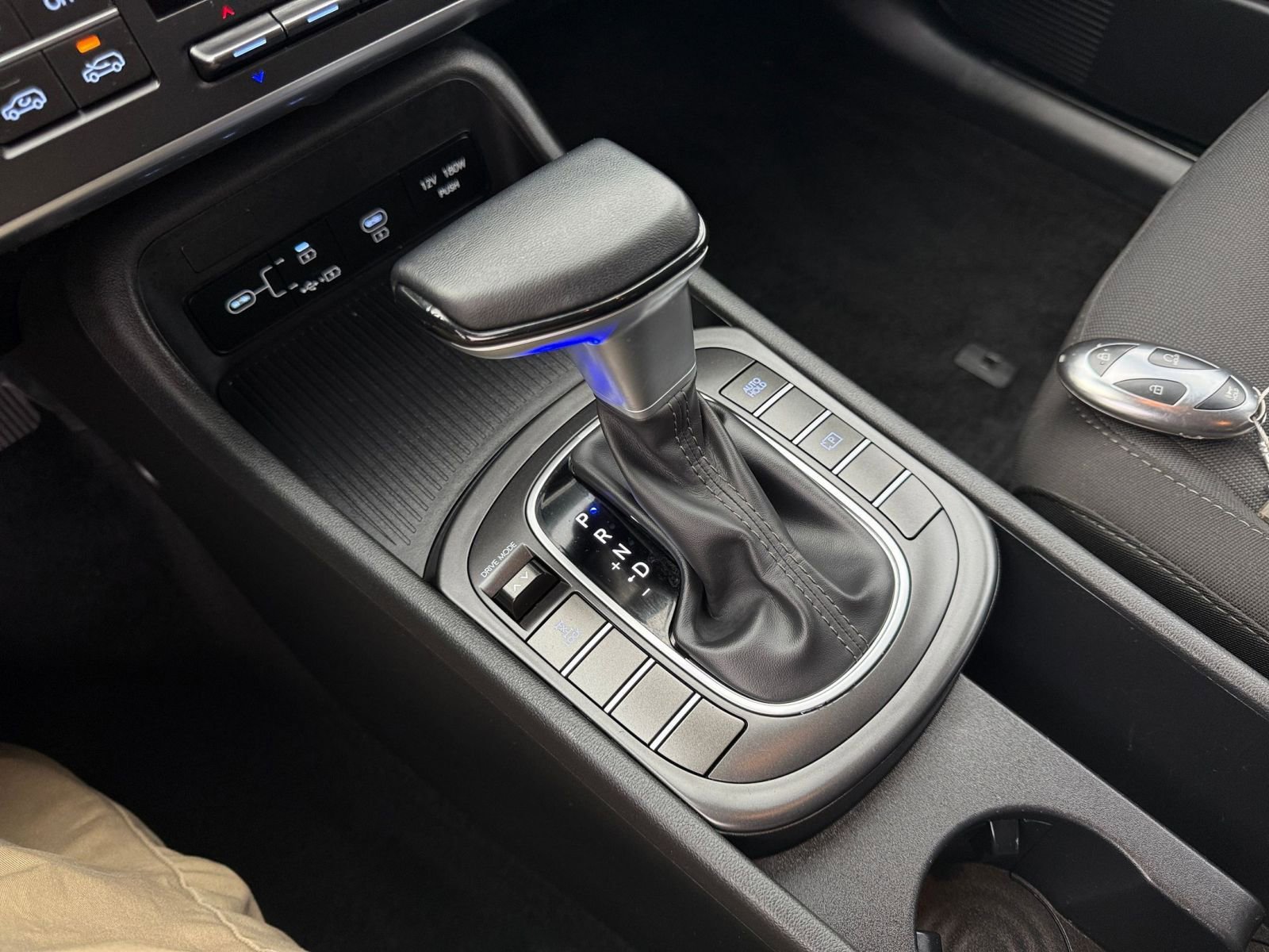 Used 2025 Hyundai Kona SEL image 41