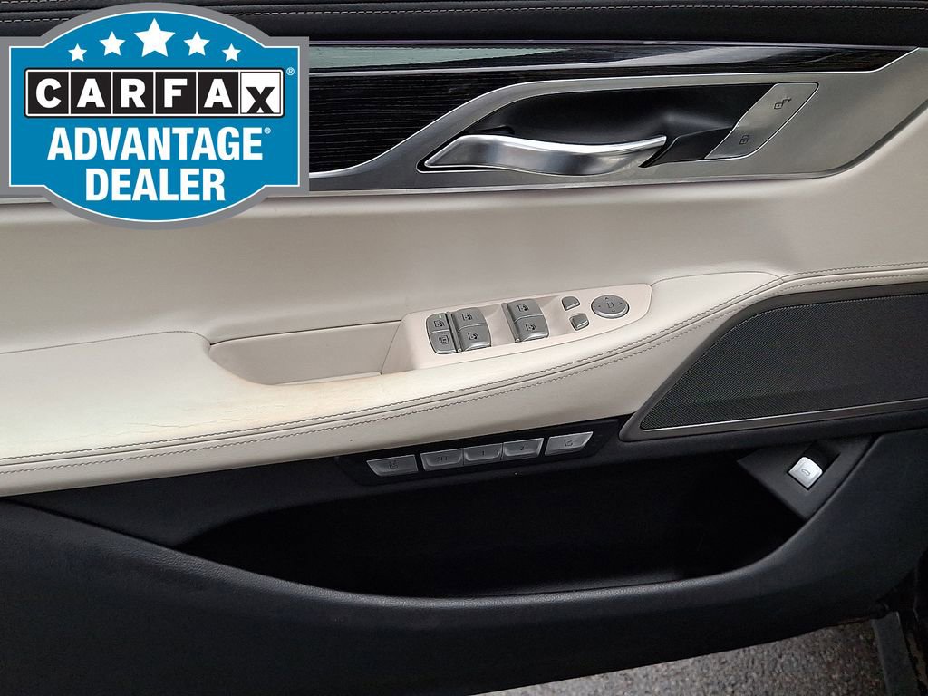 Used 2016 BMW 750i xDrive image 16