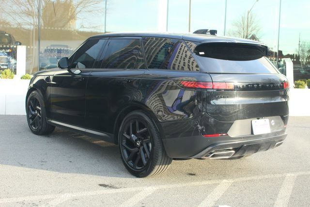 Used 2024 Land Rover Range Rover Sport SE image 11