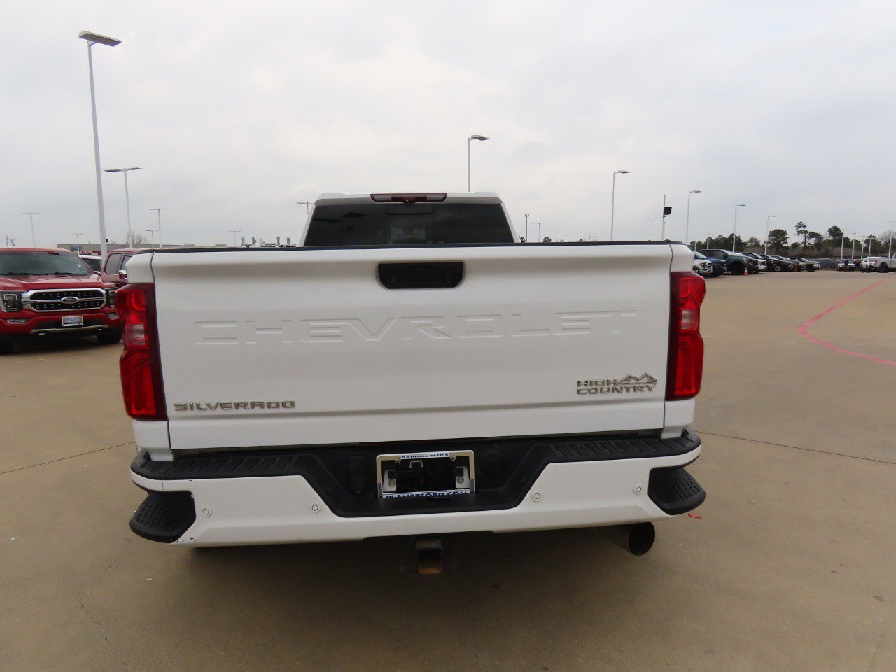 Used 2022 Chevrolet Silverado 3500 High Country w/ Technology Package image 13