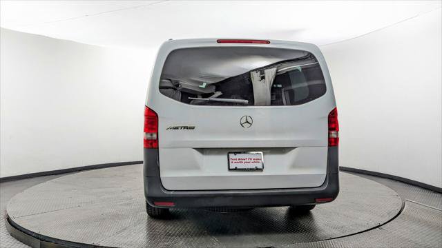 Used 2016 Mercedes-Benz Metris Passenger image 7