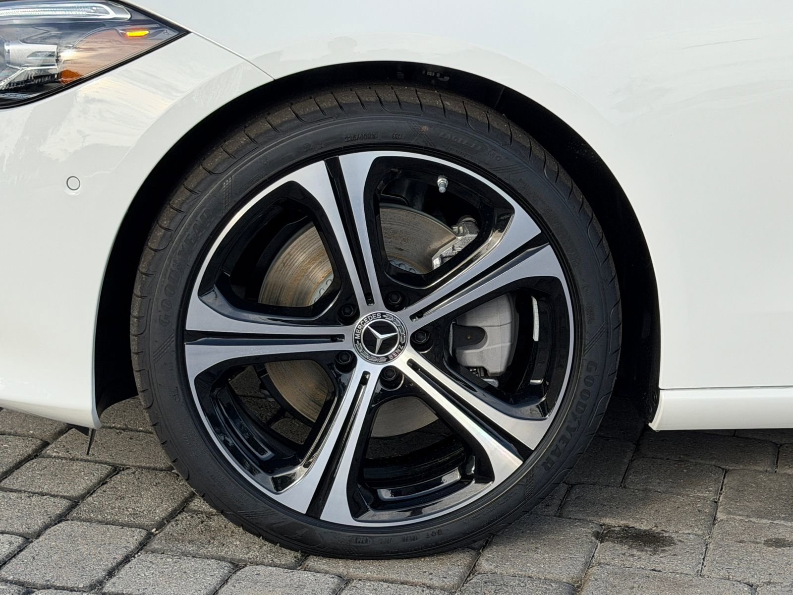 New 2026 Mercedes-Benz C 300 Sedan image 13