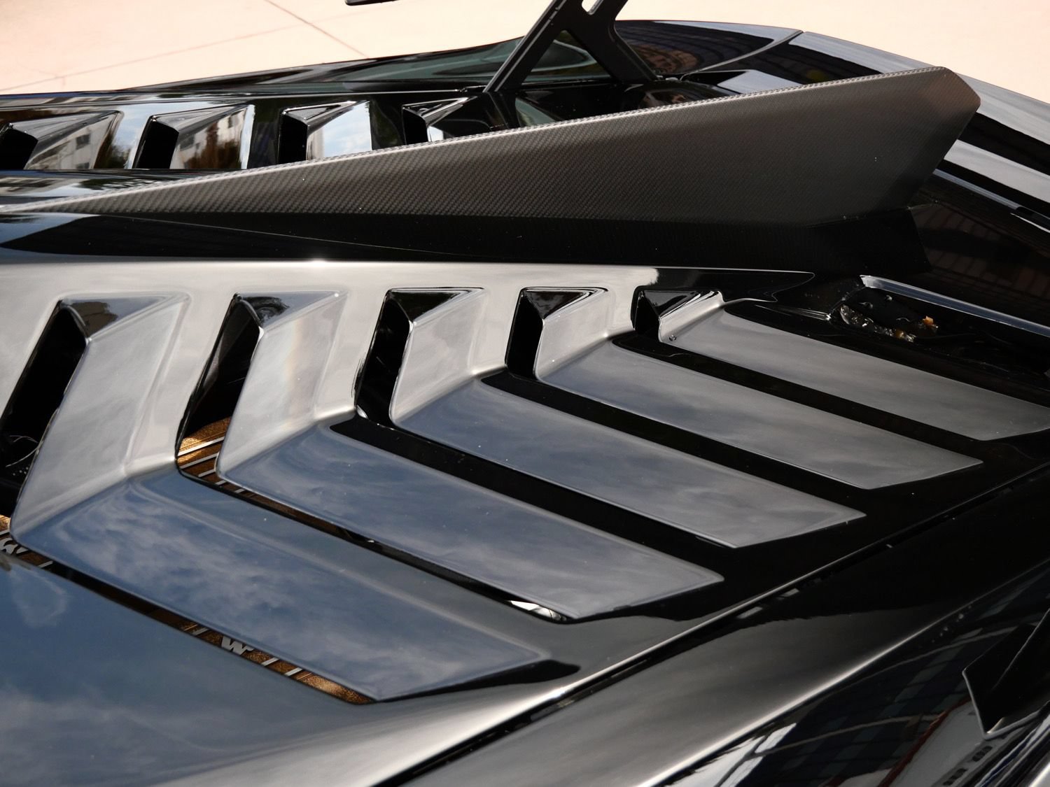 Used 2023 Lamborghini Huracan STO RWD image 11