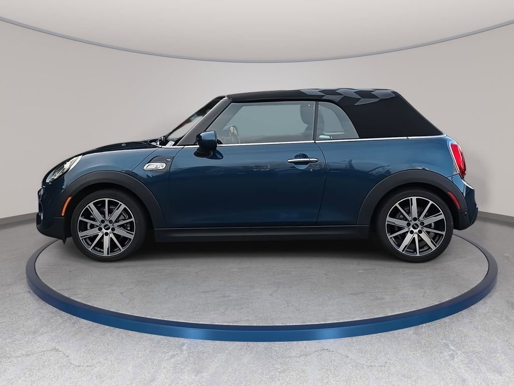 Used 2021 MINI Cooper S w/ Sidewalk Package image 9