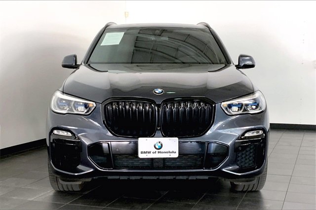 Used 2021 BMW X5 M50i w/ Executive Package image 3