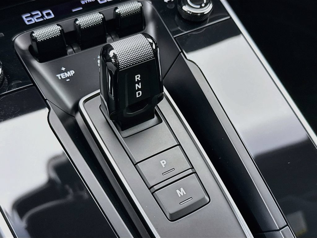 Certified 2024 Porsche 911 Turbo S AWD/4WD image 21