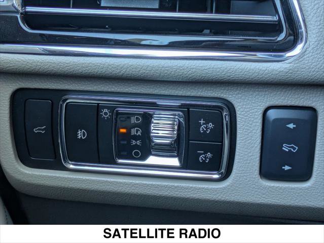 Used 2024 Lincoln Navigator Reserve AWD/4WD image 20