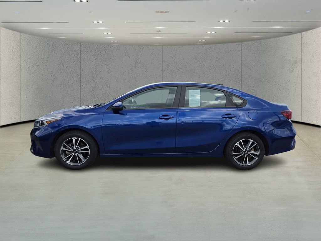 Used 2022 Kia Forte LXS w/ LXS Technology Package image 6