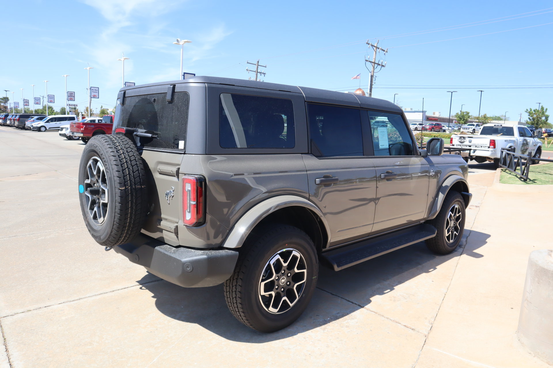 New 2026 Ford Bronco Outer Banks AWD/4WD image 21