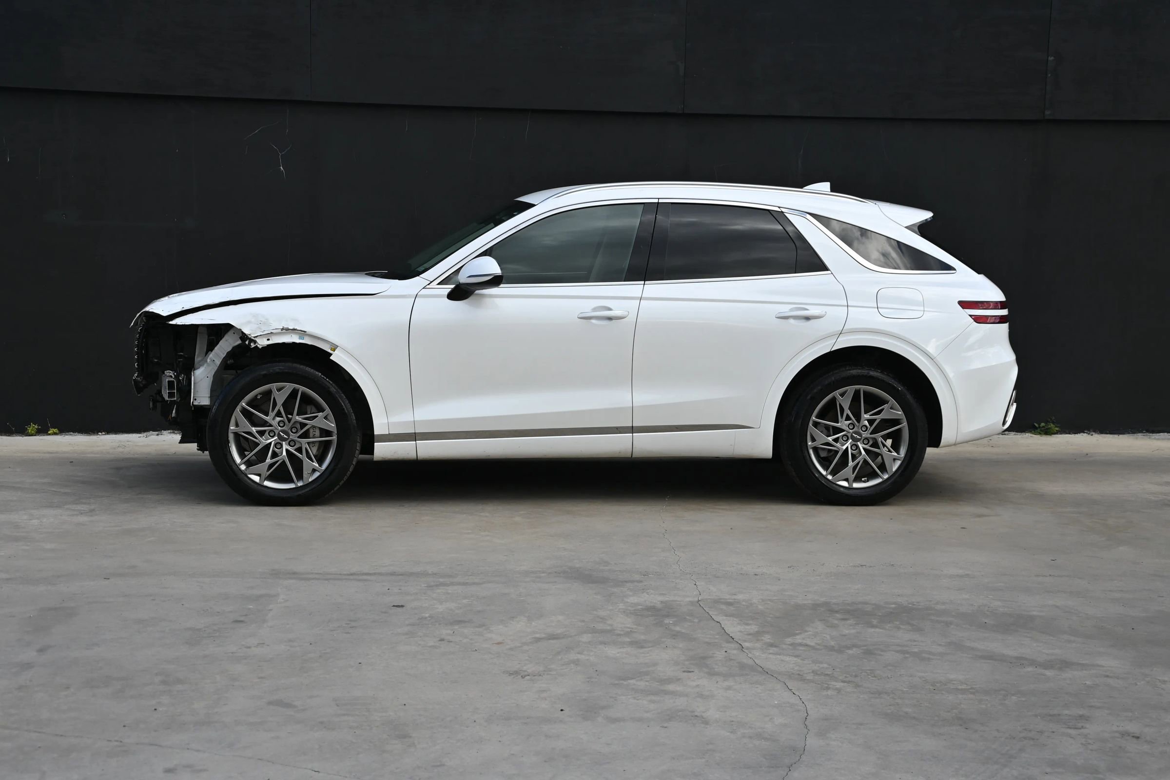 Used 2025 Genesis GV70 2.5T image 7