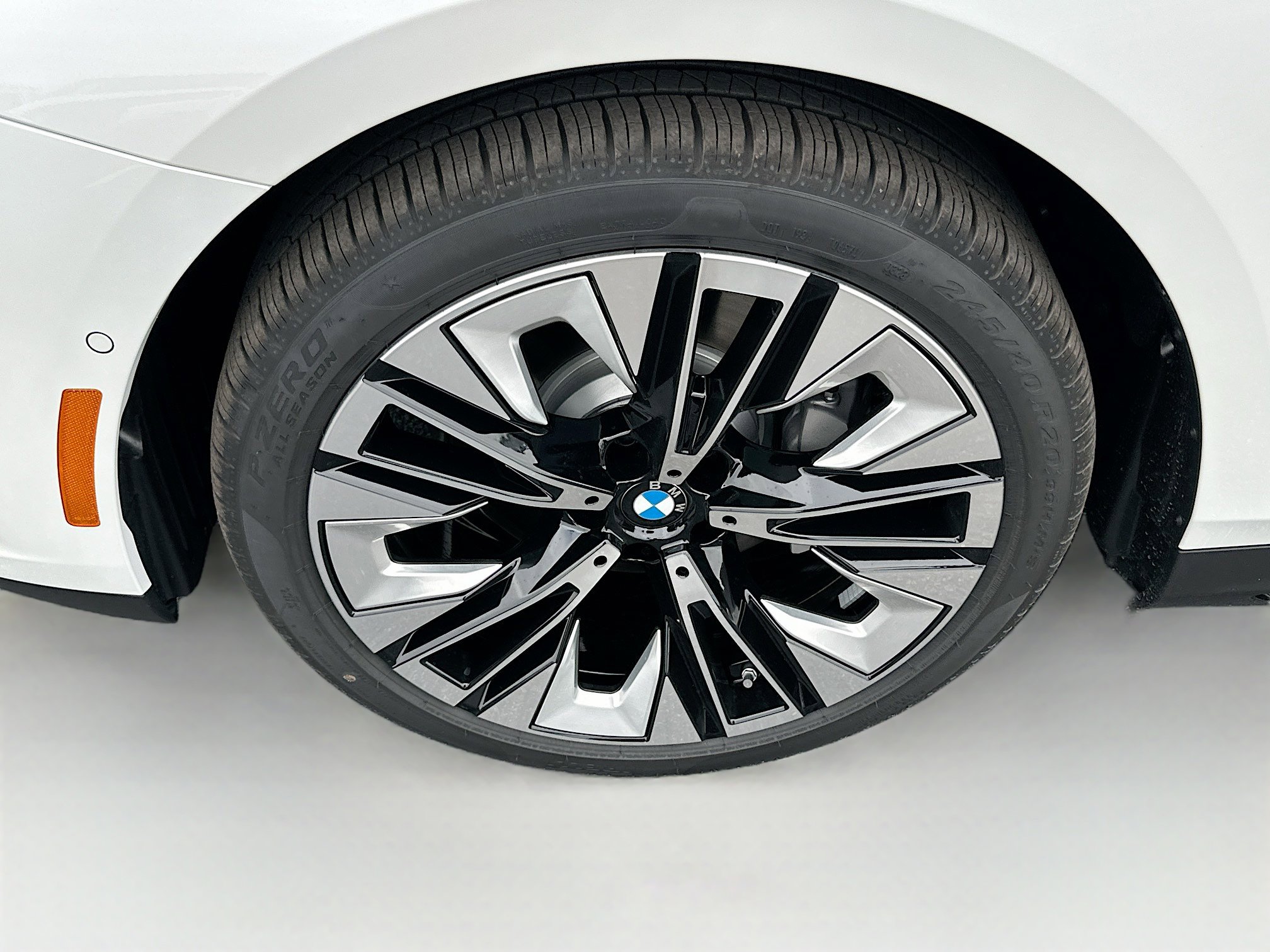 New 2026 BMW 530i image 26