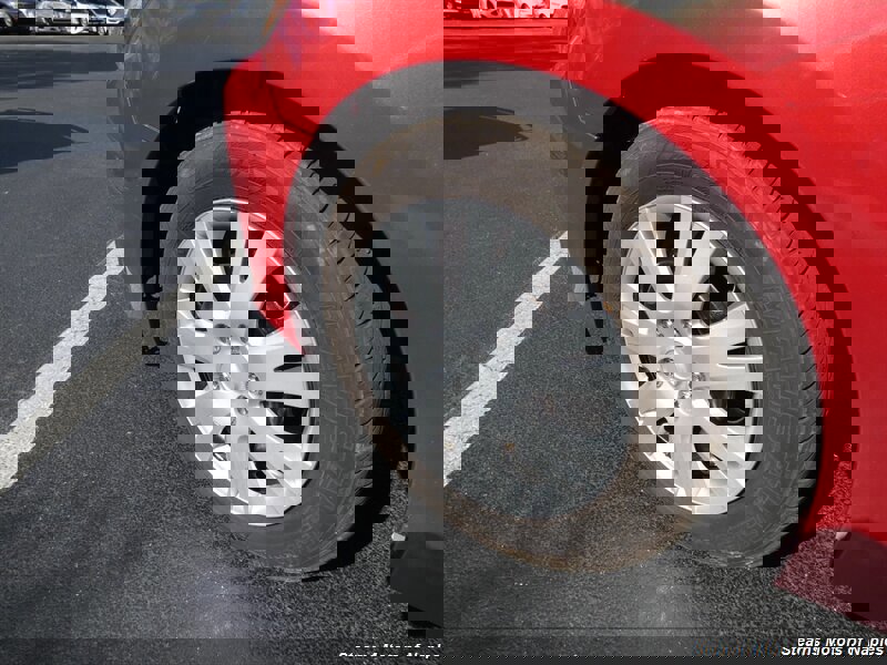 Used 2015 MAZDA MAZDA3 i Sport image 15