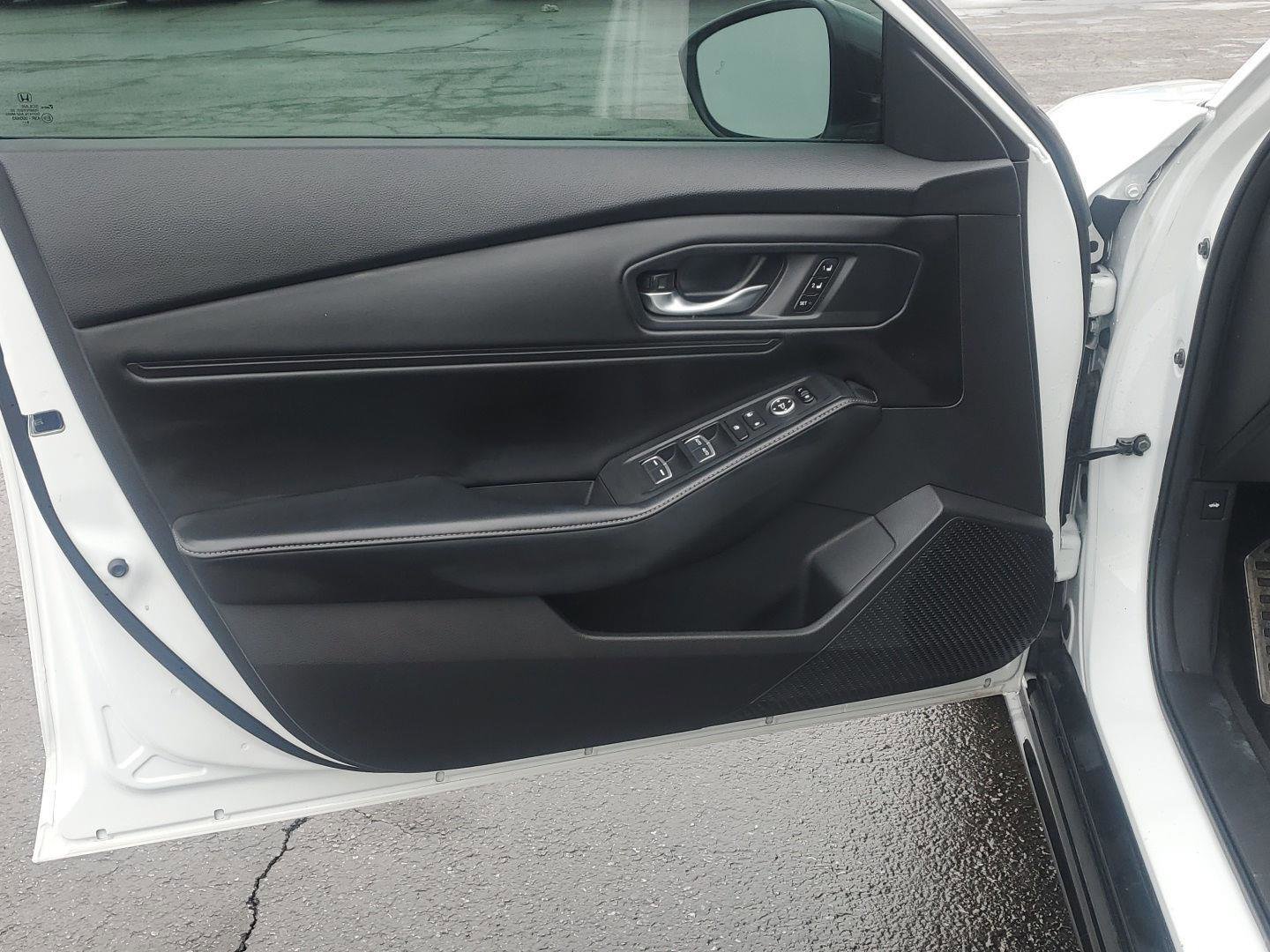 Used 2024 Honda Accord Sport image 12