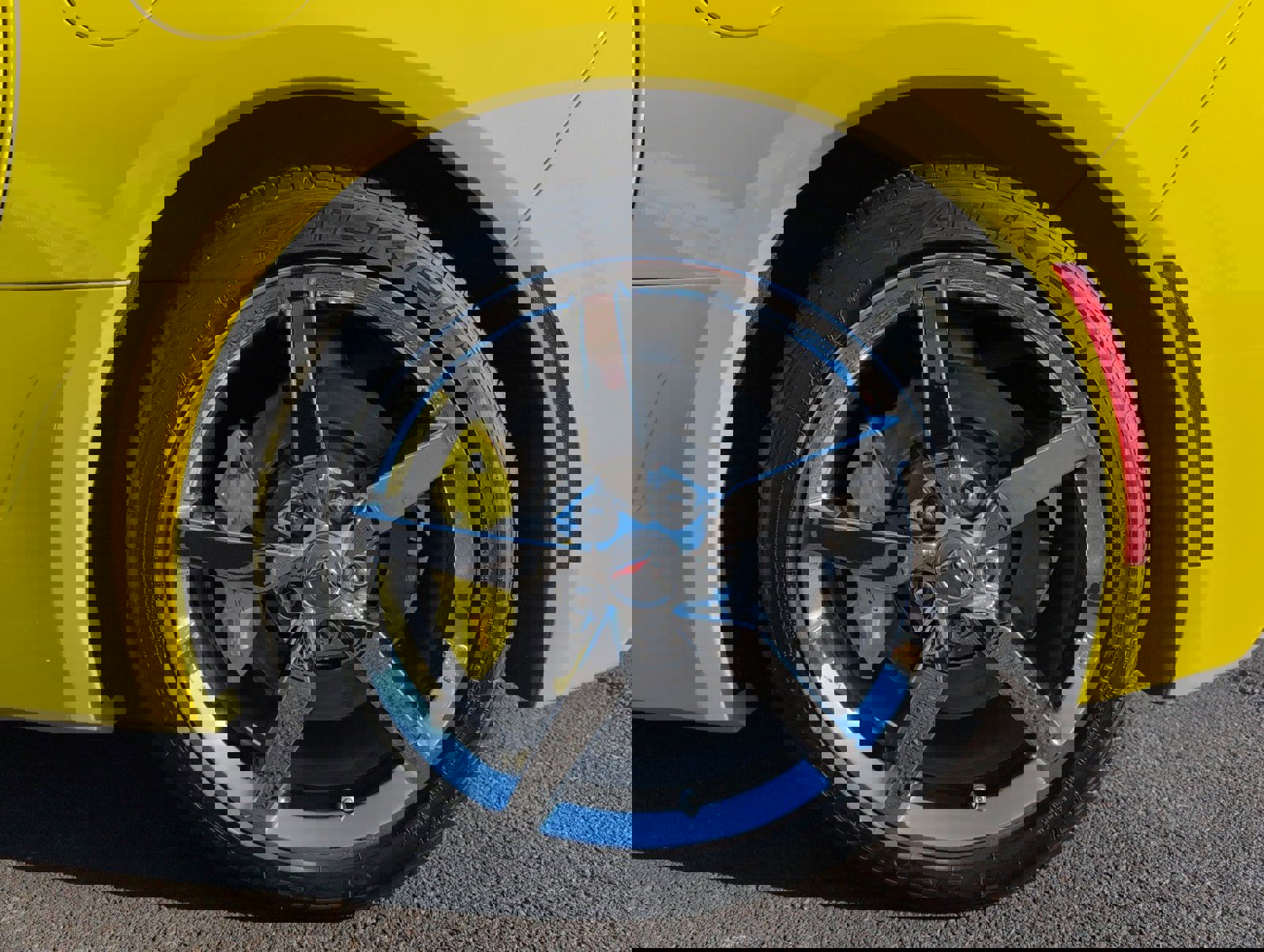 Used 2015 Chevrolet Corvette Stingray Convertible image 32