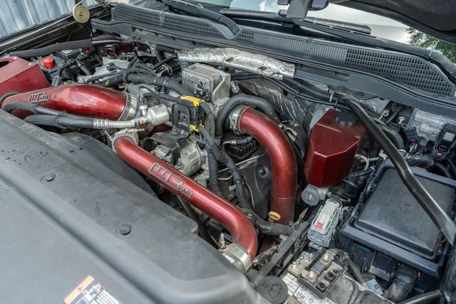 Used 2018 GMC Sierra 2500 Denali w/ Duramax Plus Package AWD/4WD image 11