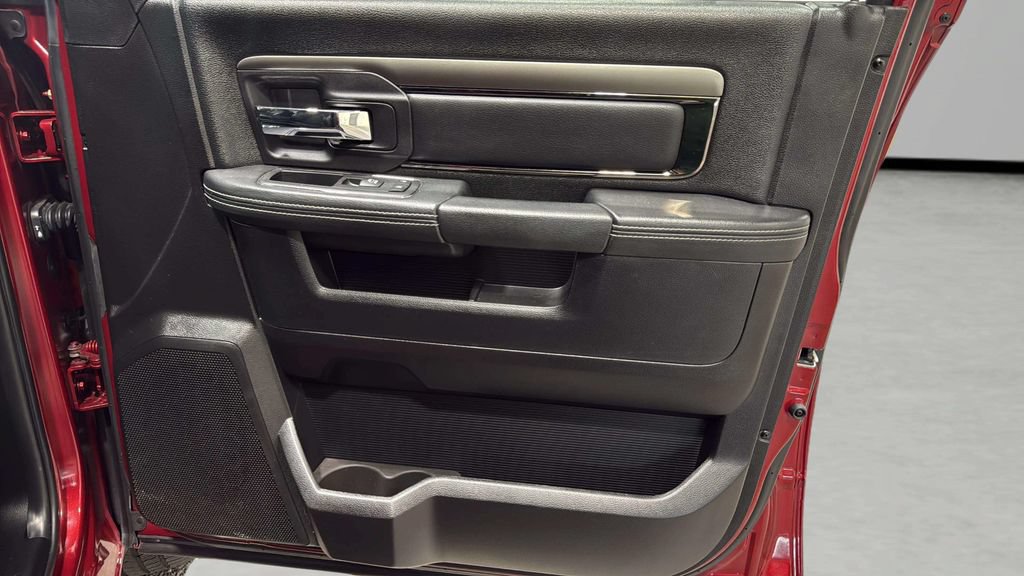 Used 2015 RAM 1500 Sport w/ Convenience Group AWD/4WD image 9