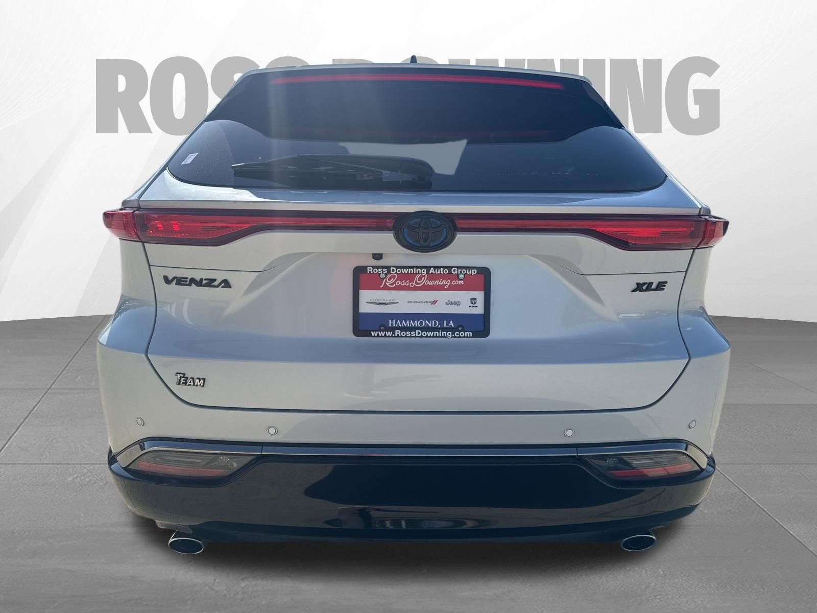 Used 2023 Toyota Venza Nightshade AWD/4WD image 5