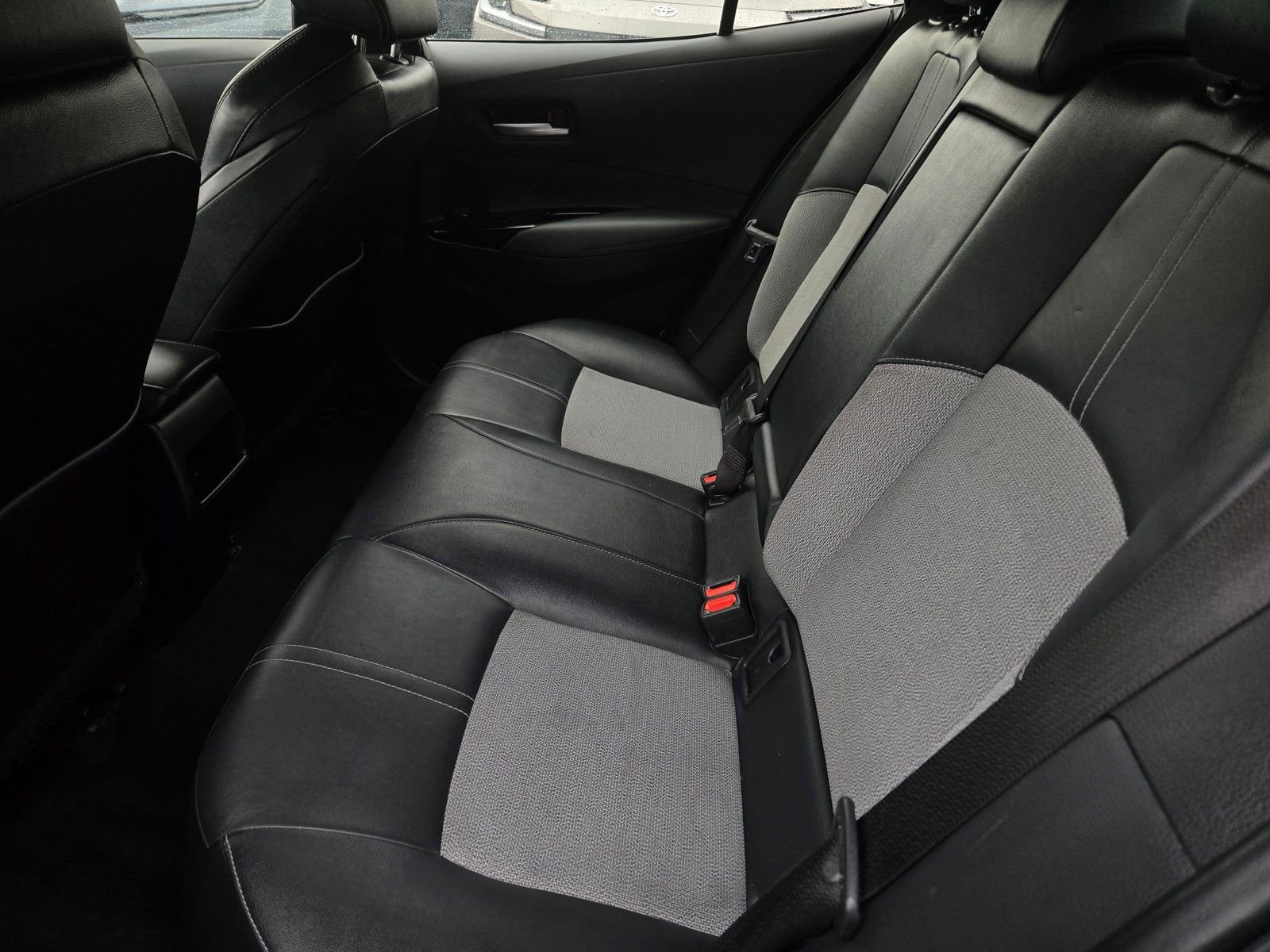 Used 2022 Toyota Corolla XSE image 10