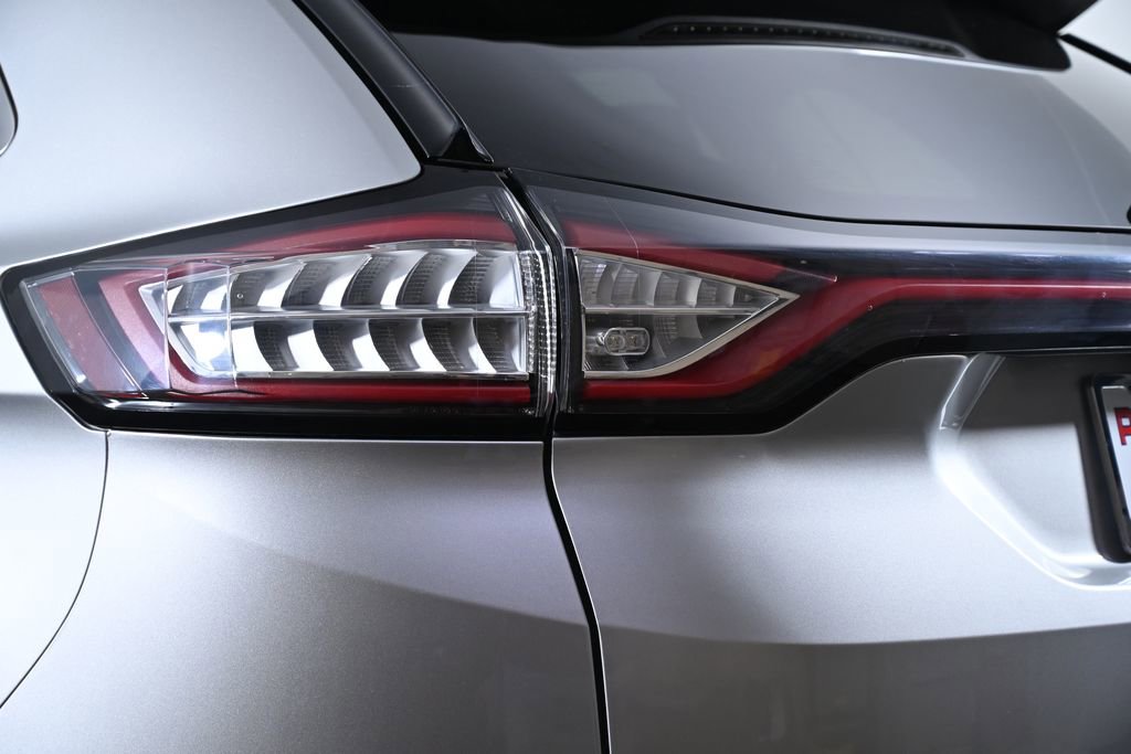 Used 2015 Ford Edge SEL w/ Equipment Group 201A image 11