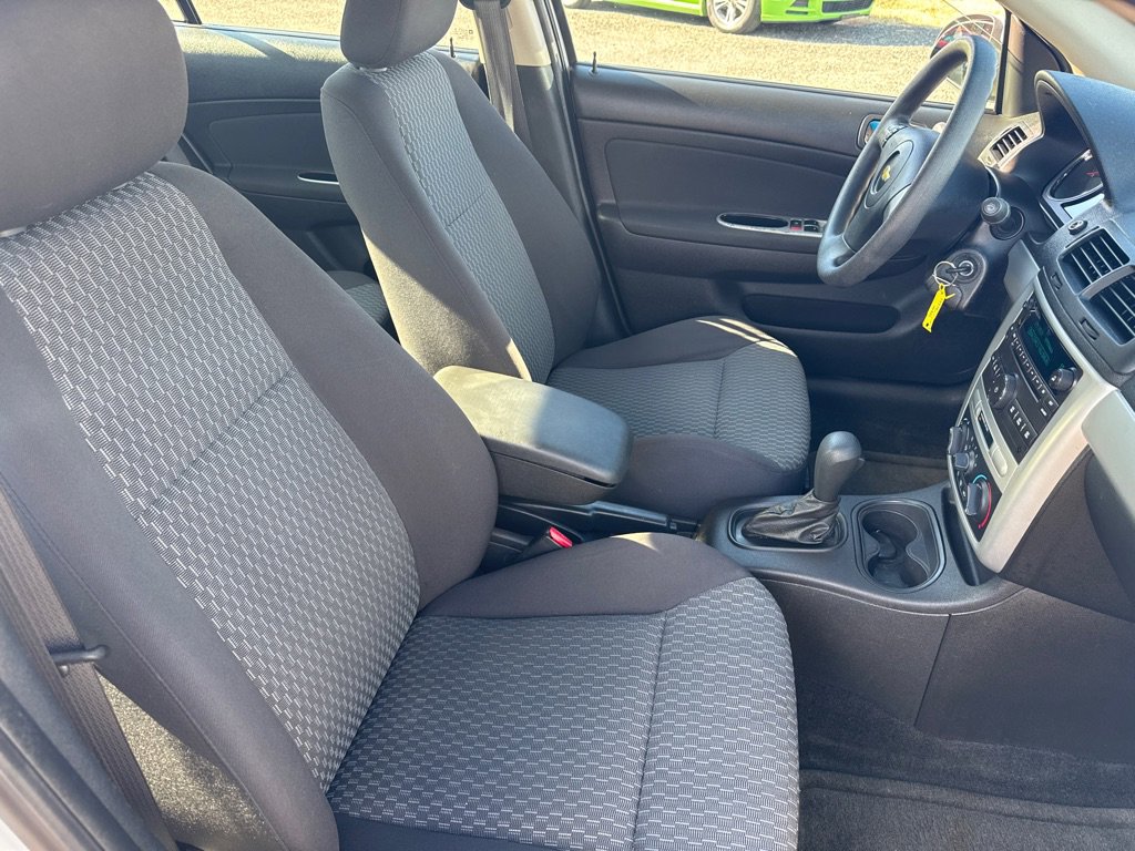 Used 2010 Chevrolet Cobalt LT image 24