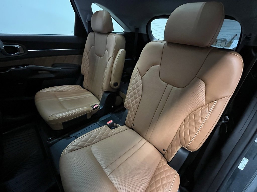 Used 2022 Kia Sorento SX Prestige w/ Rust Color Package image 14
