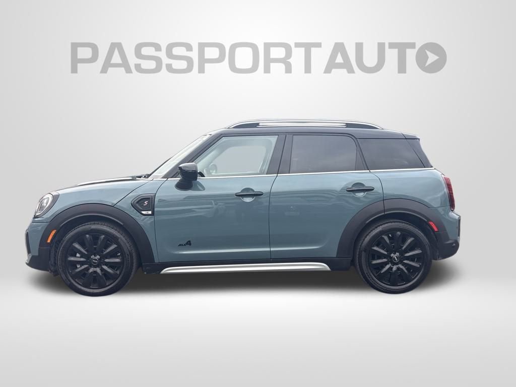 Used 2024 MINI Cooper Countryman S w/ Premium Package image 16