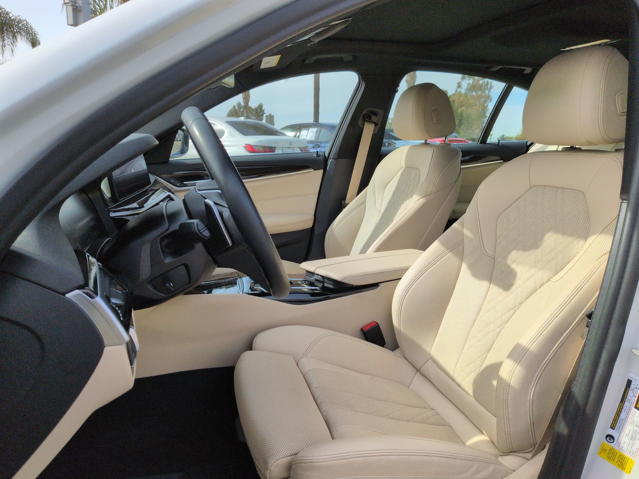 Certified 2022 BMW 540i image 16