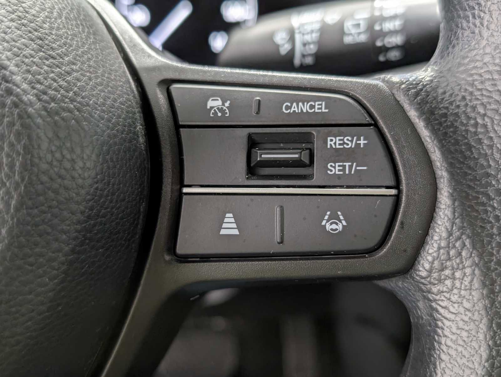 Certified 2023 Honda HR-V LX image 33