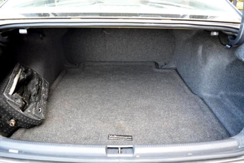 Used 2016 Volkswagen Passat 1.8T S image 13