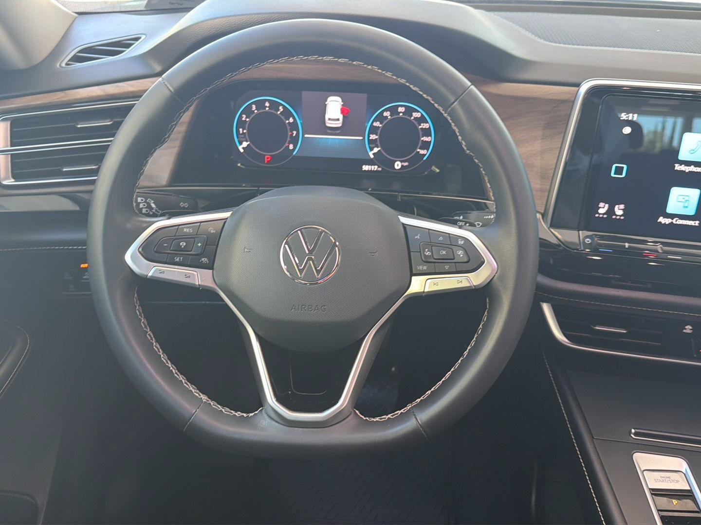 Certified 2024 Volkswagen Atlas SE FWD image 20
