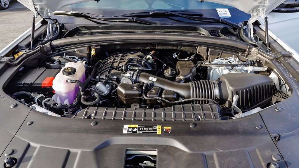 New 2025 Jeep Grand Cherokee Altitude image 28