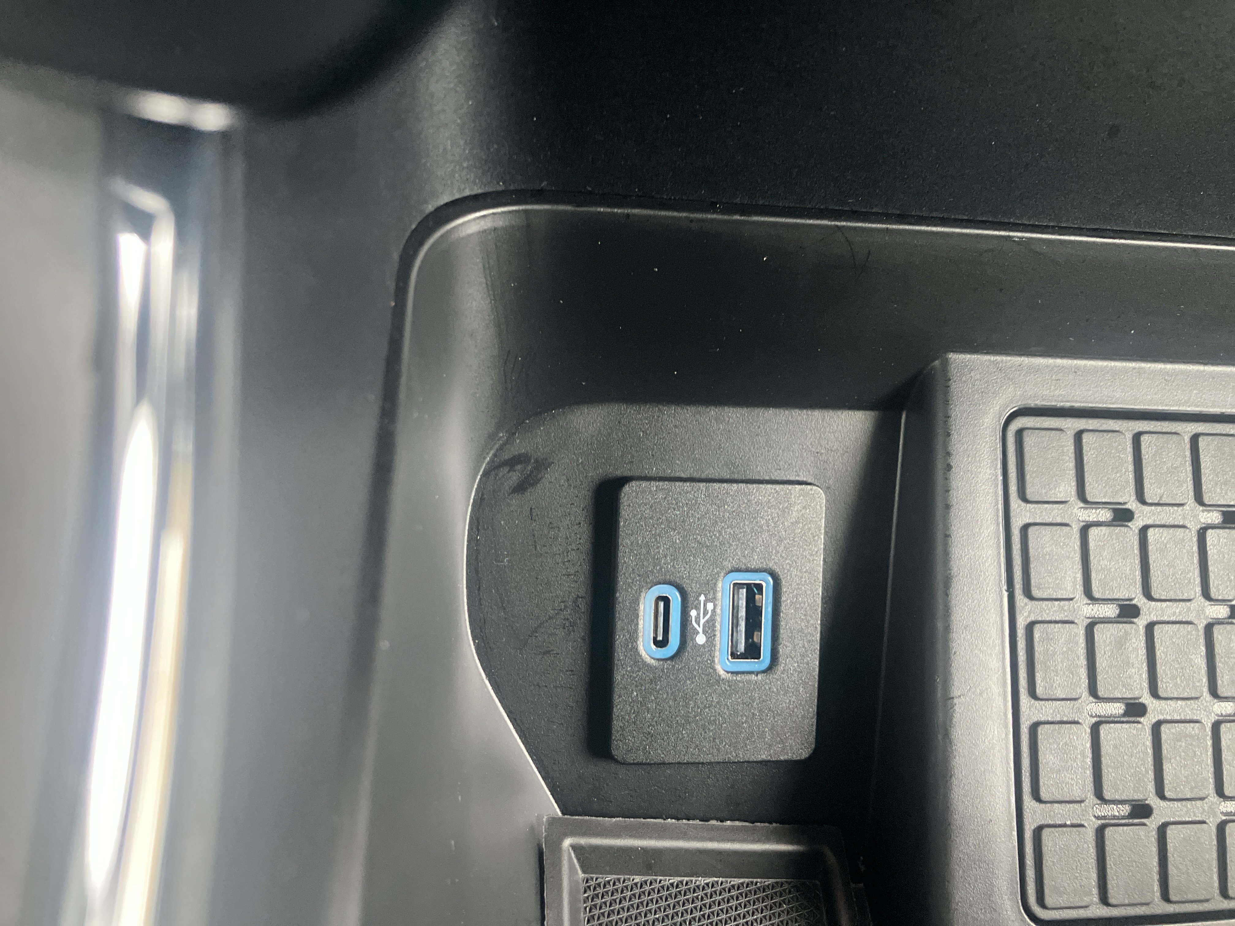 Used 2024 Ford F150 XLT w/ Equipment Group 302A MID image 33