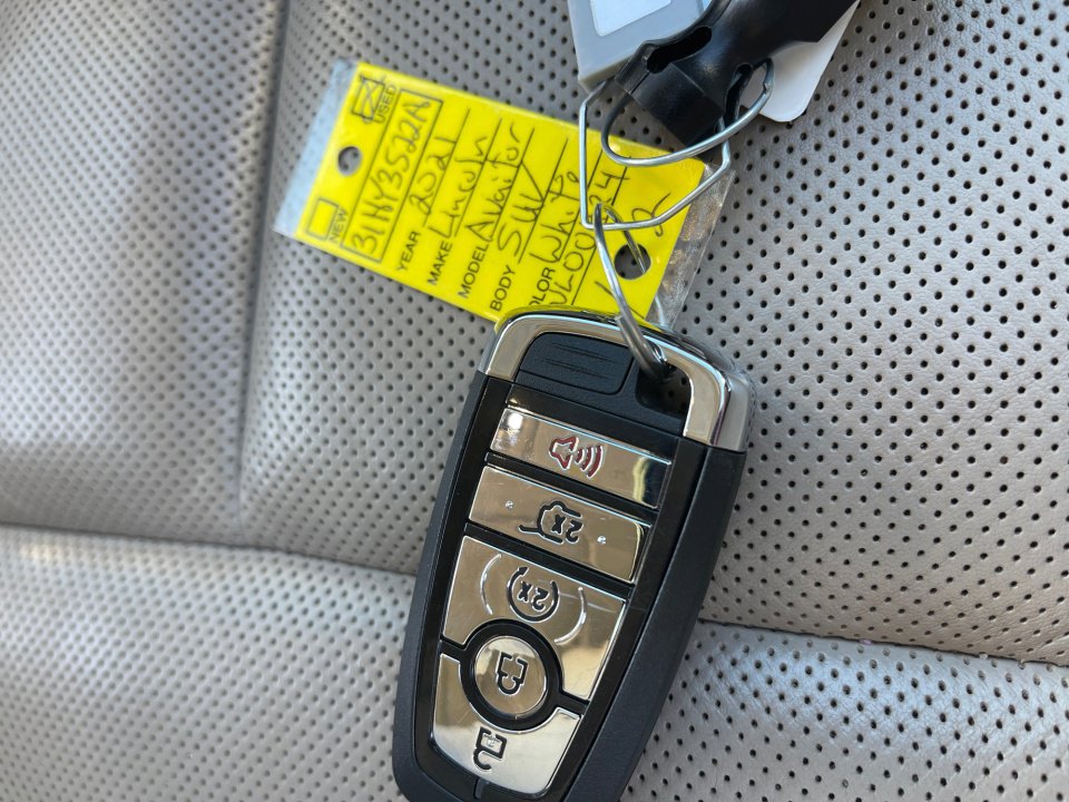 Used 2021 Lincoln Aviator Grand Touring w/ Equipment Group 301A image 34