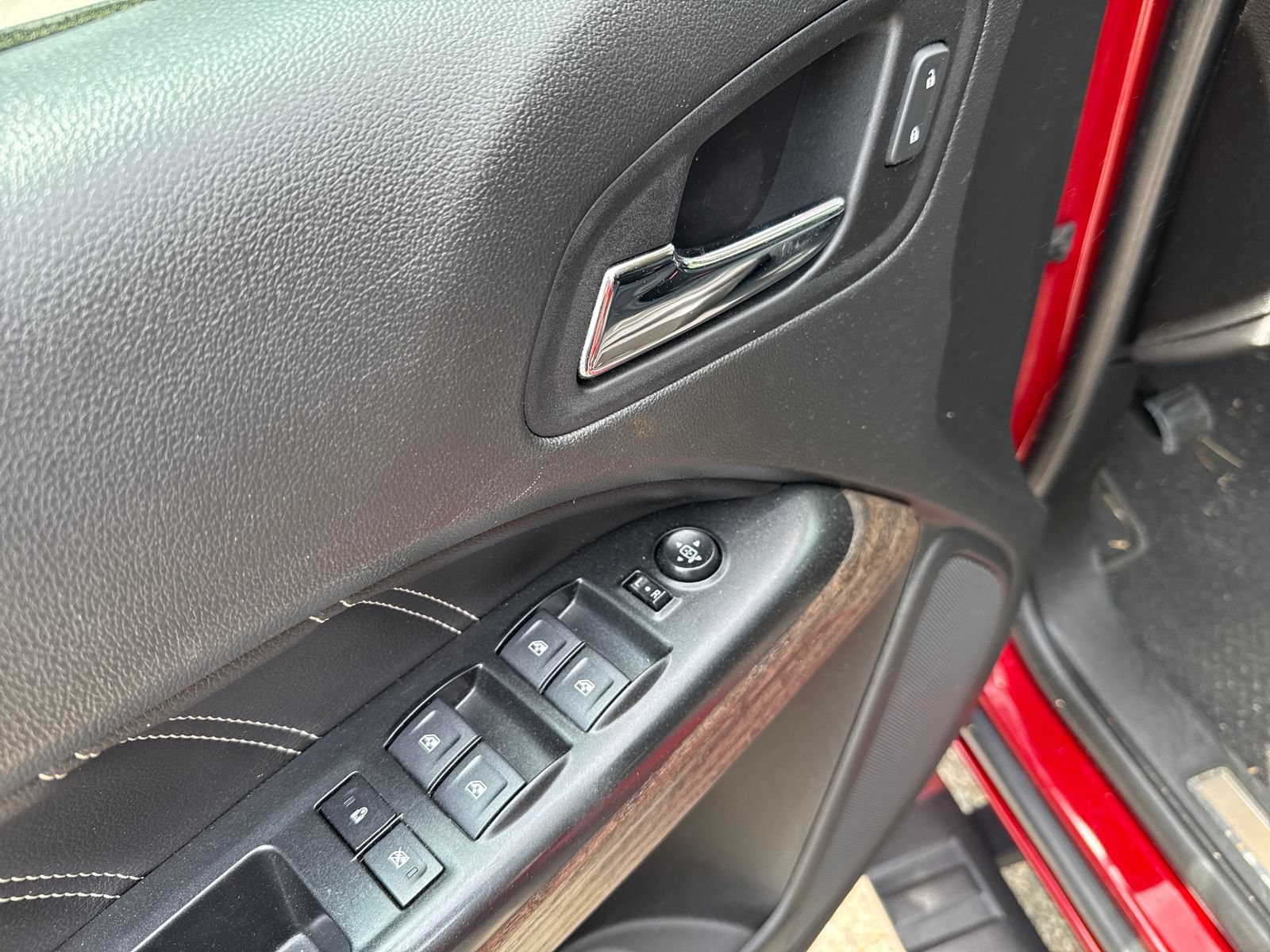 Used 2022 GMC Canyon Denali AWD/4WD image 11