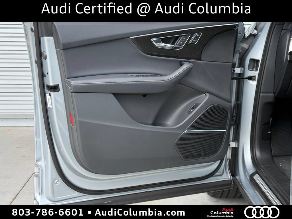 Certified 2025 Audi Q7 3.0T Premium Plus AWD/4WD image 20