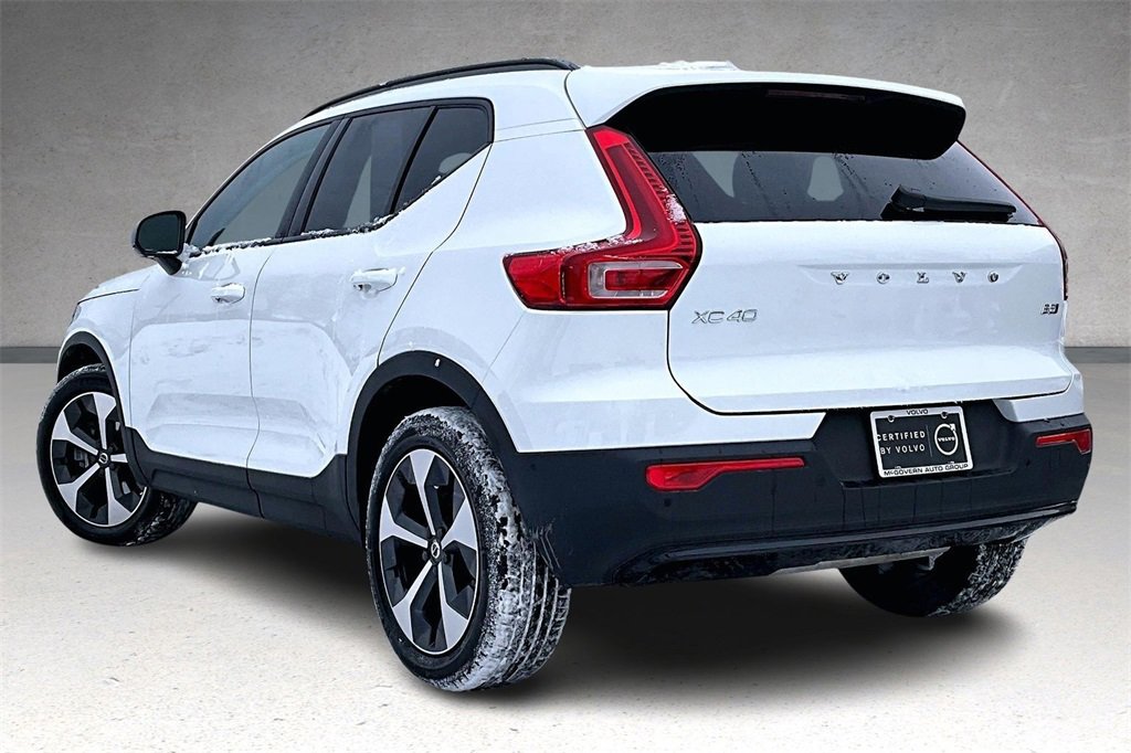 Used 2026 Volvo XC40 B5 Plus w/ Protection Package Premier image 4