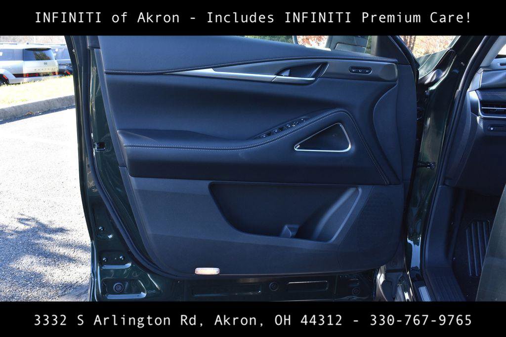 New 2026 INFINITI QX60 Luxe w/ Family Package image 10