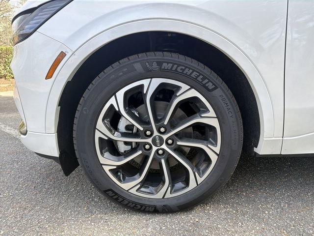 New 2026 Lincoln Nautilus Reserve AWD/4WD image 10