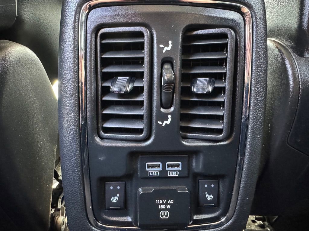 Used 2016 Dodge Durango Limited w/ Nav & Power Liftgate Group AWD/4WD image 27